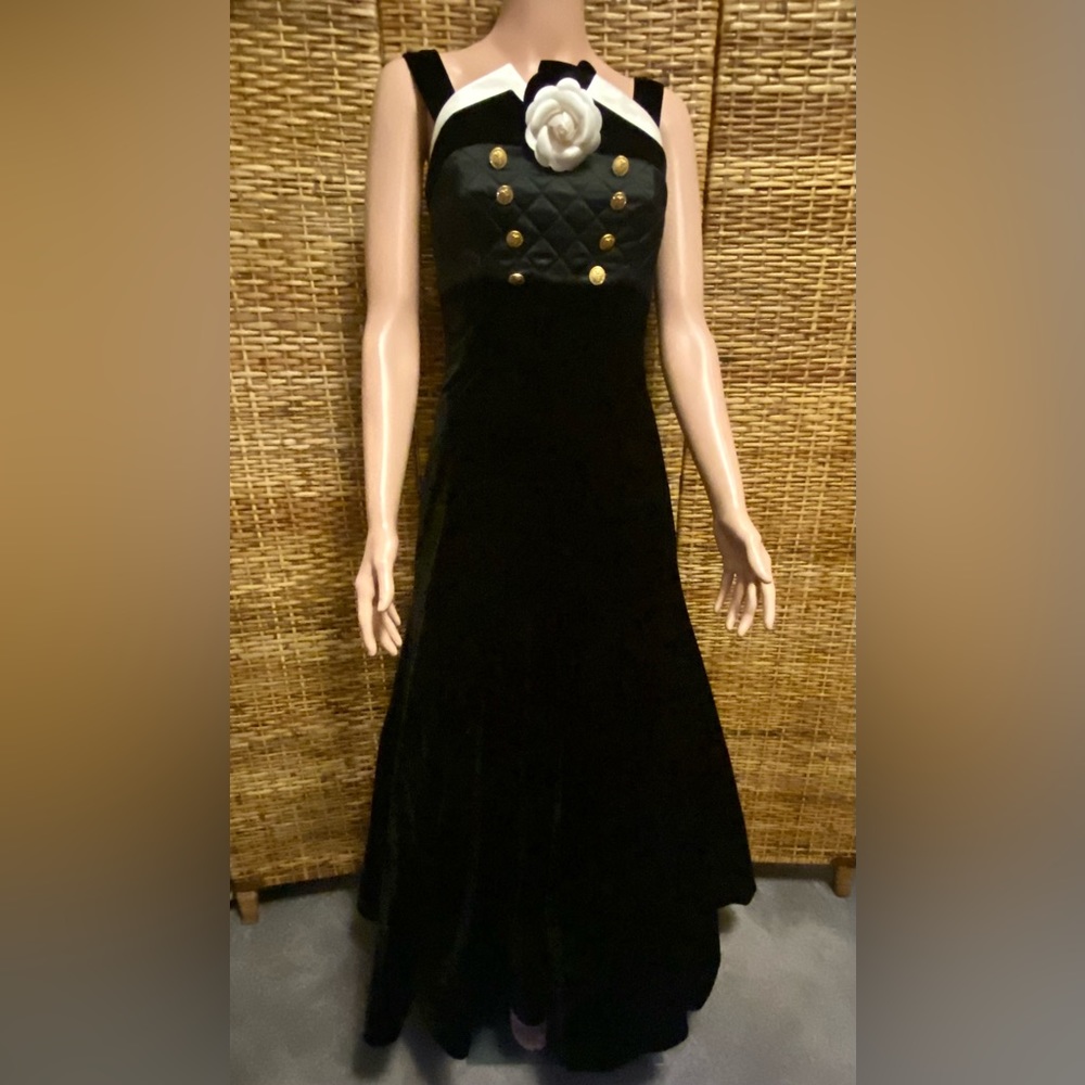 ESCADA COUTURE Vintage Black Velvet Ball Gown